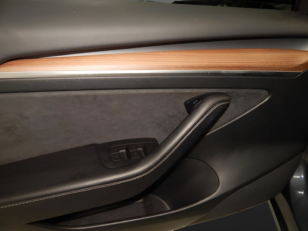 Used 2023 Tesla Model 3 Long Range AWD/4WD image 9