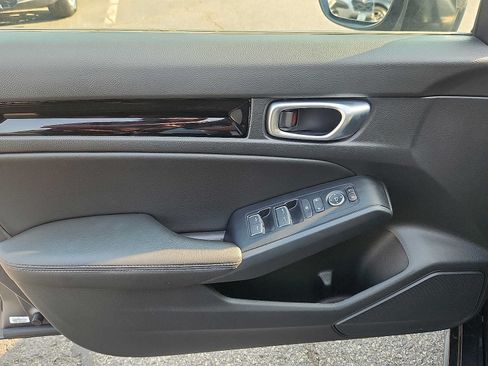 Certified 2024 Honda Civic EX-L image 12