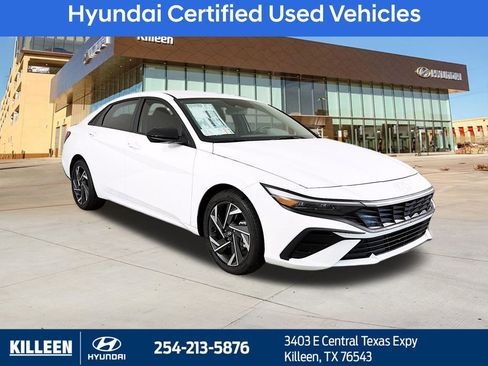 Used 2025 Hyundai Elantra Sport image 1