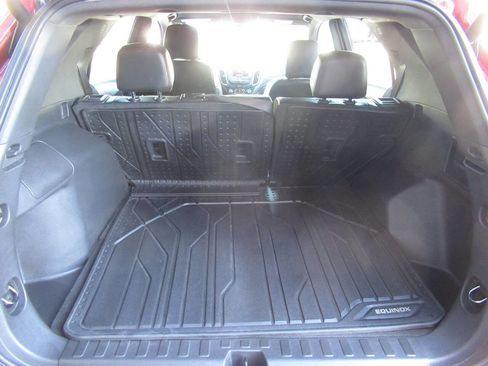 Used 2023 Chevrolet Equinox RS AWD/4WD image 15