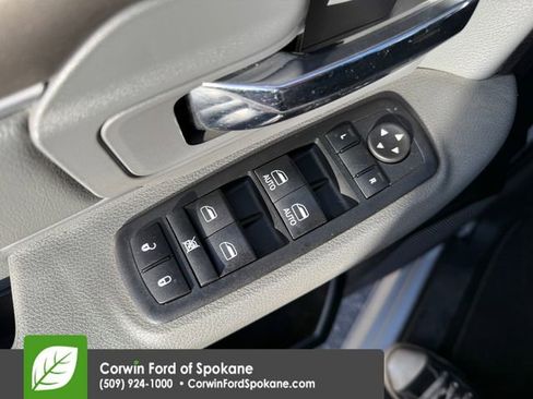 Used 2014 RAM 1500 Classic SLT image 18