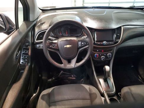 Used 2017 Chevrolet Trax LT AWD/4WD image 15