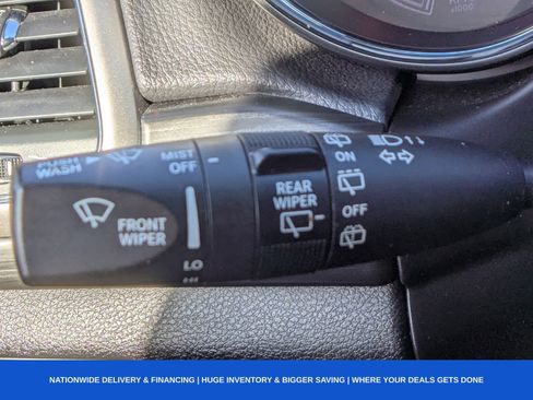 Used 2022 Jeep Grand Cherokee Laredo X image 35