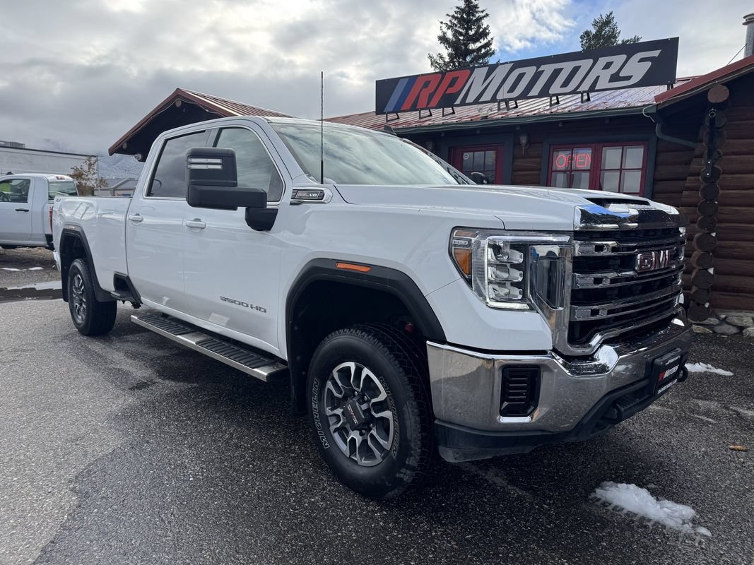 Used 2021 GMC Sierra 3500 SLE AWD/4WD image 1
