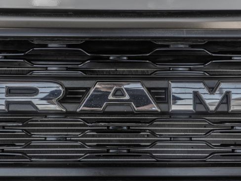 Used 2024 RAM ProMaster 3500 FWD image 5