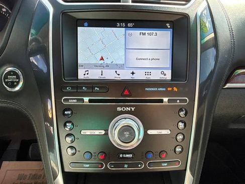 Used 2017 Ford Explorer Platinum AWD/4WD image 18