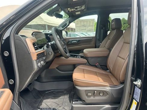 New 2026 Chevrolet Tahoe High Country AWD/4WD image 11