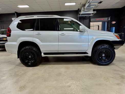 Used 2004 Lexus GX 470 image 8