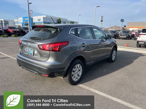 Used 2019 Nissan Rogue Sport S AWD/4WD image 9