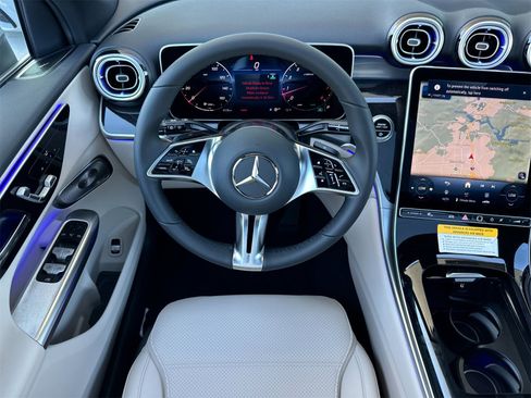 New 2026 Mercedes-Benz GLC 300 image 15