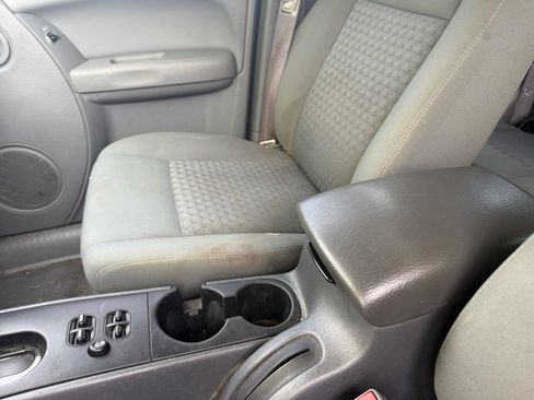 Used 2007 Jeep Liberty Sport AWD/4WD image 27