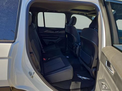 New 2025 Jeep Grand Cherokee Laredo X RWD image 27