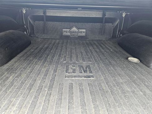 Used 2017 RAM 1500 Laramie w/ Convenience Group AWD/4WD image 21