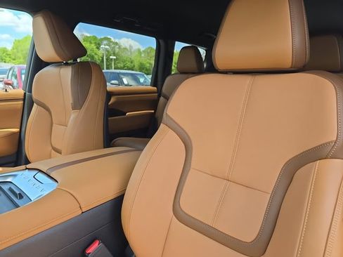 New 2026 Nissan Armada SL w/ Captain's Chari Seat Package RWD image 24