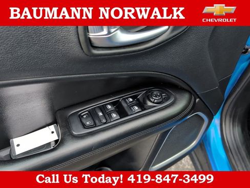 Used 2021 Jeep Compass Latitude AWD/4WD image 24