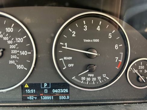 Used 2014 BMW 320i xDrive Sedan AWD/4WD image 7