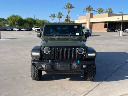 Used 2023 Jeep Wrangler Unlimited w/ Cold Weather Group AWD/4WD image 5