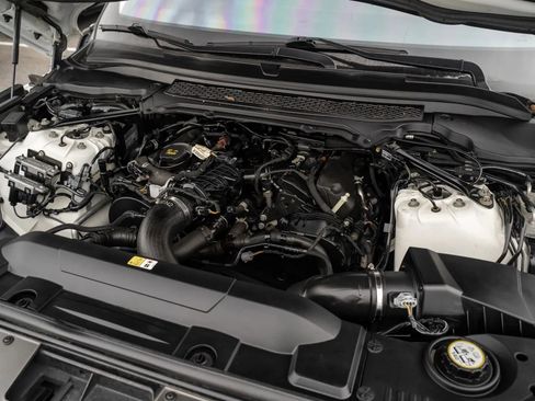 Used 2016 Land Rover Range Rover image 33