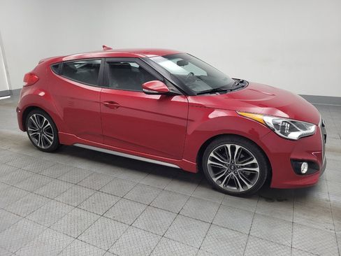 Used 2017 Hyundai Veloster Turbo FWD image 11