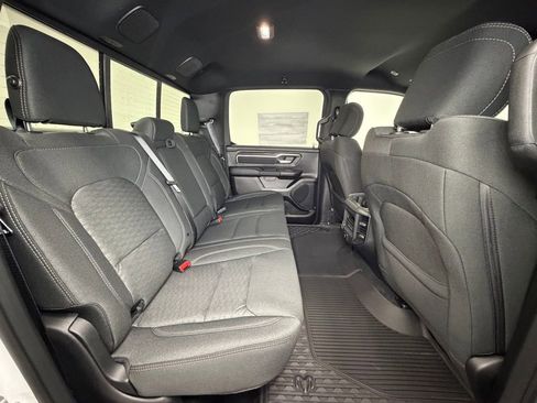 New 2026 RAM 1500 4x4 Crew Cab image 8