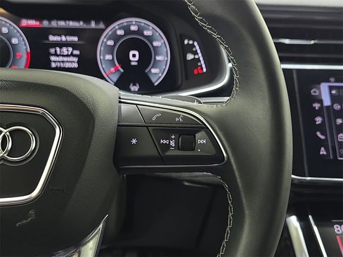 Certified 2025 Audi Q7 2.0T Premium w/ Convenience Plus Package image 18