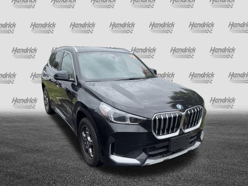 Used 2025 BMW X1 xDrive28i w/ Premium Package AWD/4WD image 2