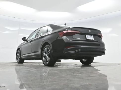 Used 2024 Volkswagen Jetta SE FWD image 64