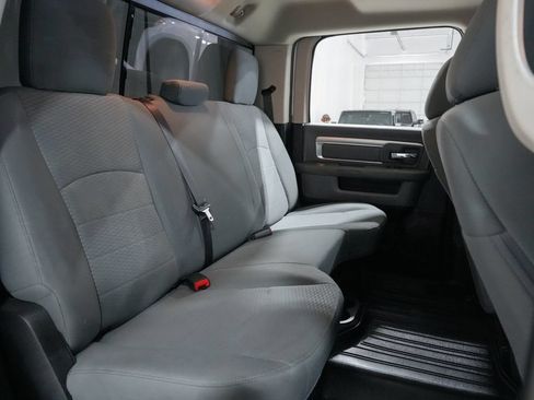 Used 2018 RAM 2500 SLT AWD/4WD image 25