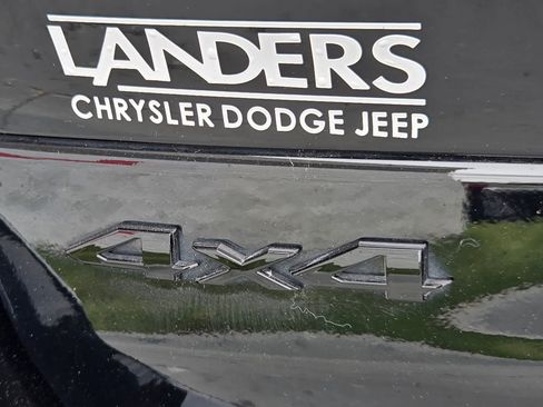 Used 2024 Jeep Grand Cherokee Altitude AWD/4WD image 37