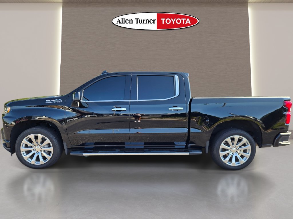 Used 2021 Chevrolet Silverado 1500 High Country w/ Technology Package AWD/4WD image 9