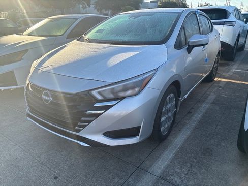 New 2025 Nissan Versa SV w/ Trunk Package image 2