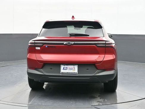 New 2026 Chevrolet Equinox EV LT image 10