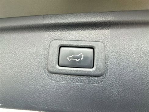 Used 2015 Subaru Outback 2.5i Limited image 21