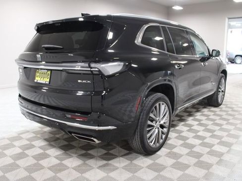 Used 2025 Buick Enclave Avenir w/ Super Cruise Package AWD/4WD image 11
