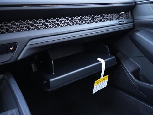 Used 2025 Honda Accord SE image 29