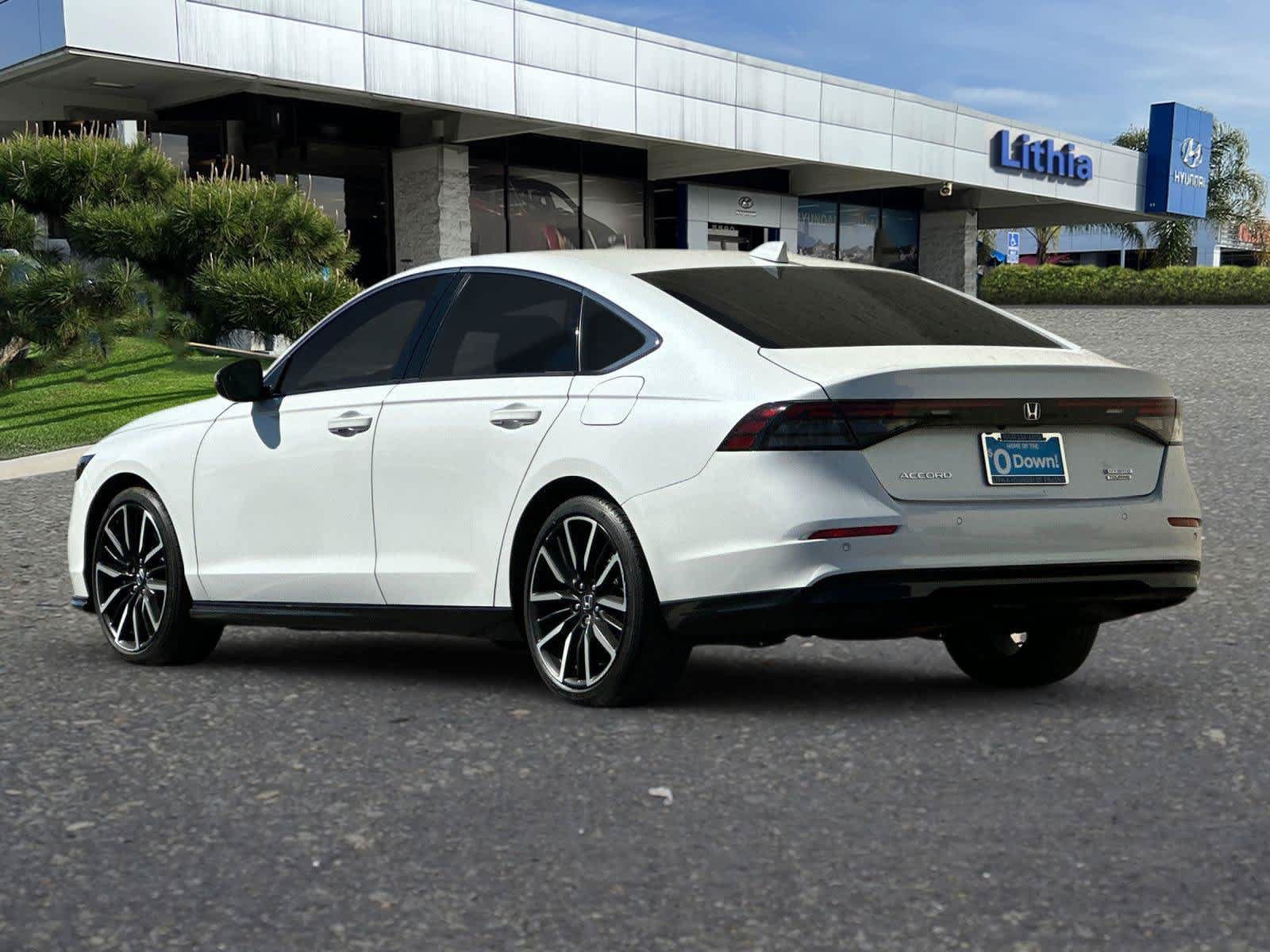 Used 2023 Honda Accord Touring image 7