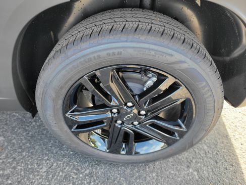 New 2026 Chevrolet Trax ACTIV w/ Sunroof Package FWD image 35