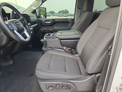 Used 2024 GMC Sierra 2500 SLE w/ SLE Convenience Package AWD/4WD image 15