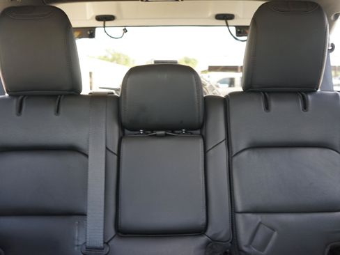 Used 2021 Jeep Wrangler Unlimited Rubicon AWD/4WD image 19