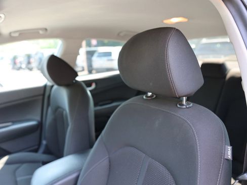 Used 2020 Kia Optima LX FWD image 16
