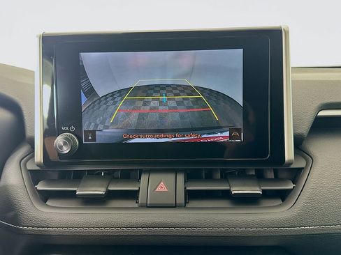 Used 2025 Toyota RAV4 LE image 13