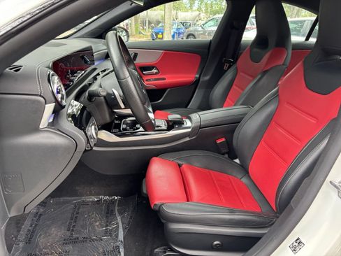 Used 2022 Mercedes-Benz CLA 35 AMG 4MATIC image 28