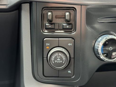 Used 2025 Ford F150 XLT w/ Equipment Group 302A MID image 14