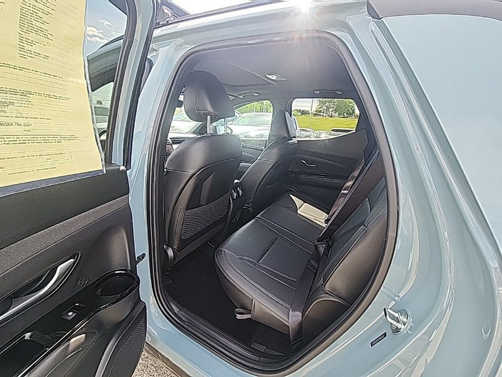 Certified 2023 Hyundai Santa Cruz Limited AWD/4WD image 11