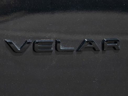 Used 2022 Land Rover Range Rover Velar R-Dynamic S image 5