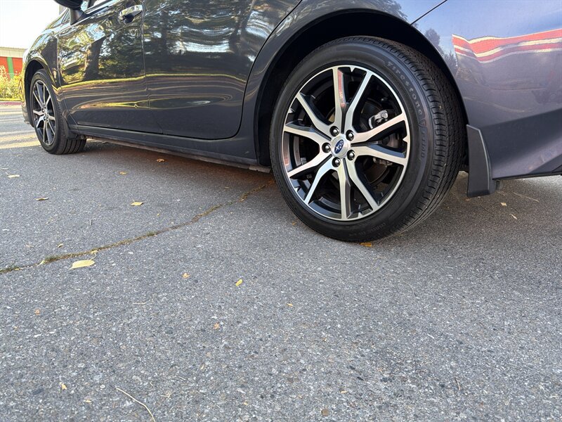 Used 2017 Subaru Impreza 2.0i Limited AWD/4WD image 6