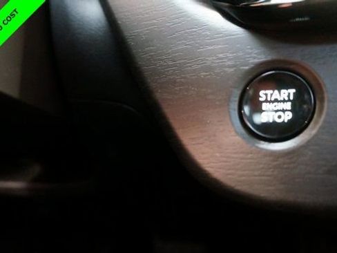 Certified 2025 Nissan Murano SL w/ Cargo Package image 24