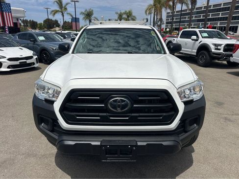 Used 2019 Toyota Tacoma SR RWD image 2