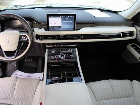 Used 2022 Lincoln Aviator Black Label w/ Dynamic Handling Package image 35