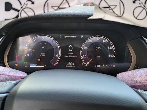 New 2025 Jeep Grand Cherokee Limited w/ Black Appearance Package image 17